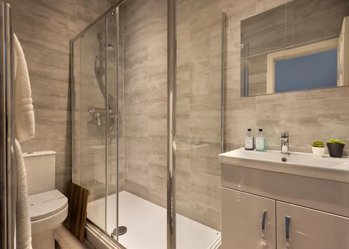 Ebor Place - Victorian - Free Parking - *